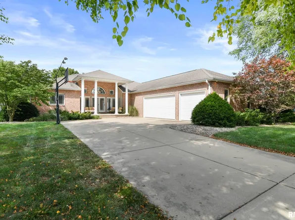 305 Saratoga Chase, Sherman, IL 62684