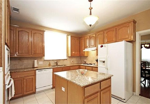 4th image of 2987 Marlow Ln