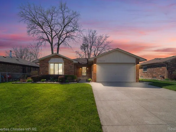 38655 Filly Dr, Sterling Heights, MI 48310