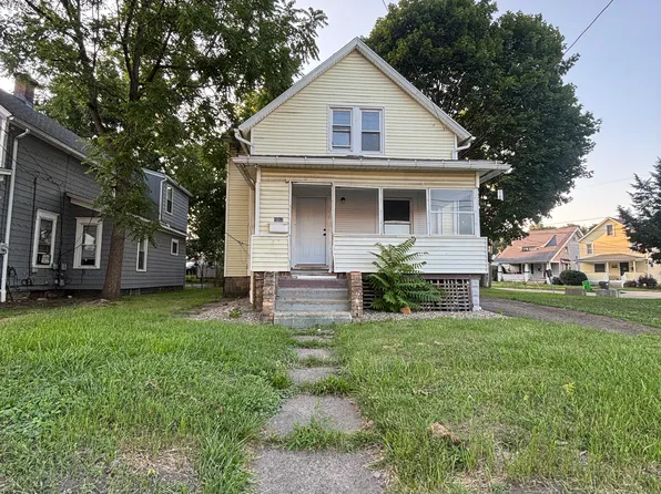 1082 Wooster Rd N, Barberton, OH 44203