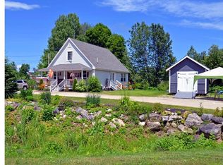 10 Elm St, Norway, ME 04268