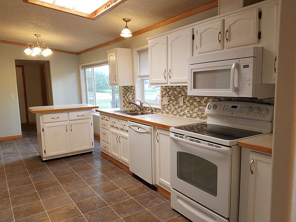 Large kitchen !