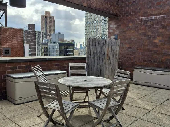 233 East 86th Street image 9 of 11