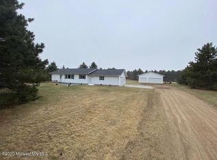 907 Three Lakes Rd, Ottertail, MN 56571