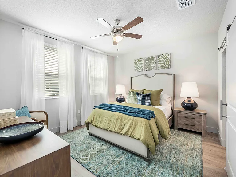 Dunson Grove Apartments — Photo 9