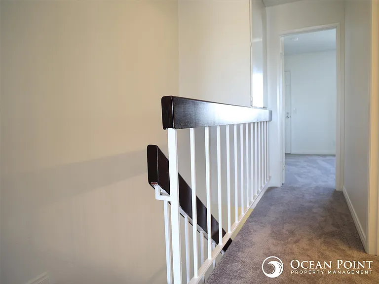 267 S Ventura Rd #287 — Photo 13