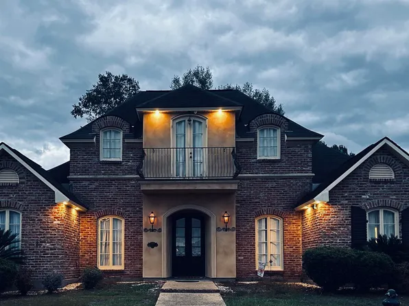 8342 Stoneshire Dr, Baton Rouge, LA 70818