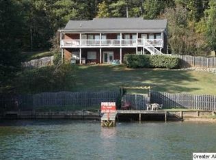 130 Clear Creek Dr, Alpine, AL 35014