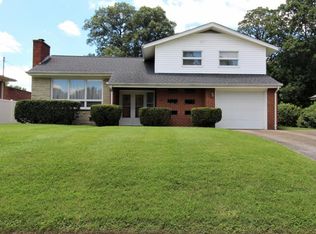 1905 Hermitage Dr, Kingsport, TN 37664