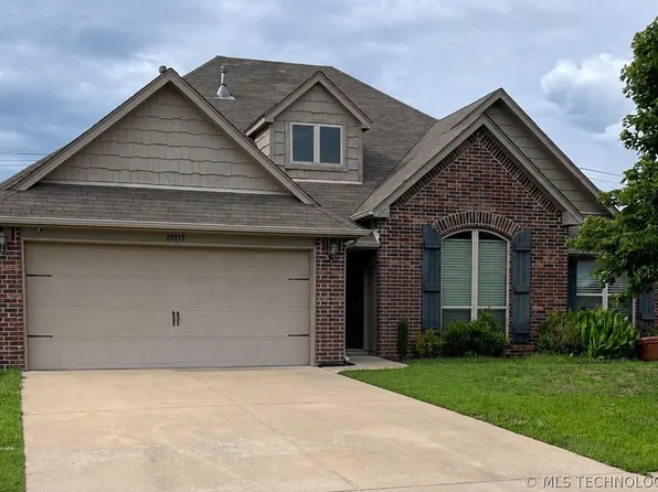 20617 E 31st Pl, Broken Arrow, OK 74014