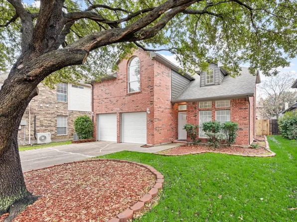 7705 Black Bear Ct, Fort Worth, TX 76137