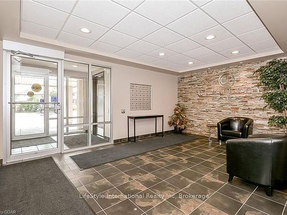 2nd image of 901 Paisley Rd #103