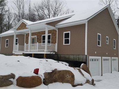 107 Pine Hill Ave, Johnston, RI, 02919