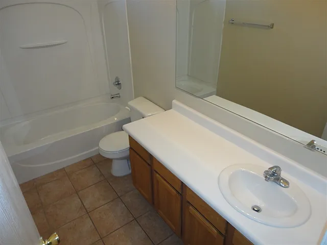 236 W Angus Rd — Photo 7