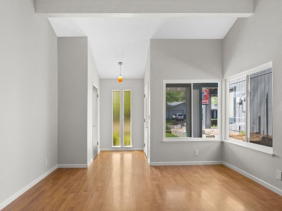 3rd image of 5513 Millhouse Pl