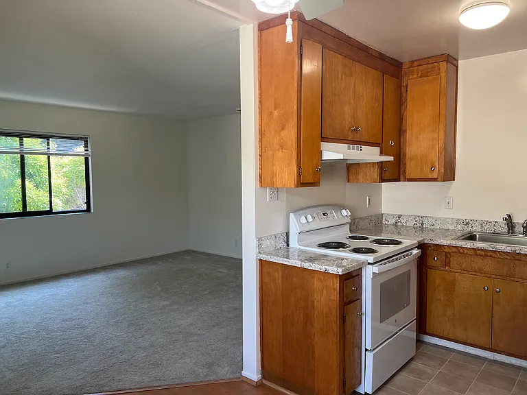 6510 Donal Ave #3 — Photo 5