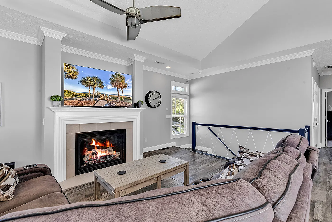 1345 Wycliffe Dr — Photo 4