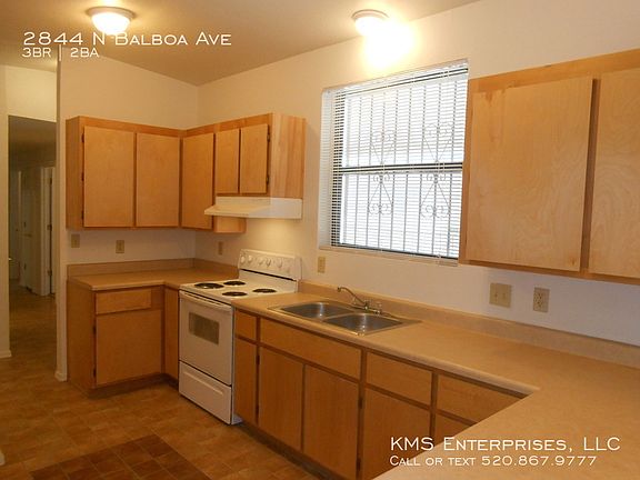 2nd image of 2844 N Balboa Ave