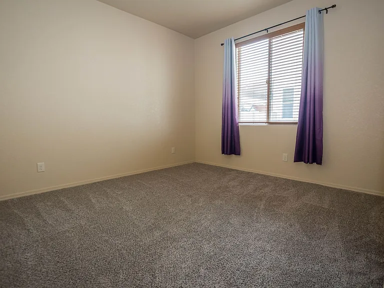 278 Bainbridge Dr — Photo 29