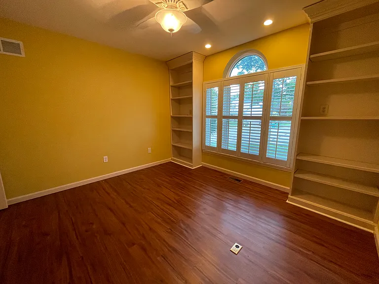 72 Somerset Hills Ct — Photo 8