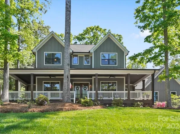 795 Bellegray Rd, Clover, SC 29710