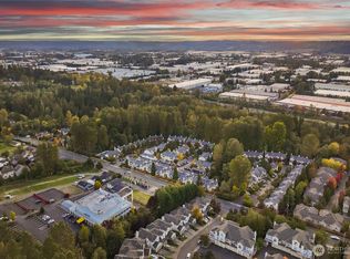 435 S 51st Ct, Renton, WA 98055