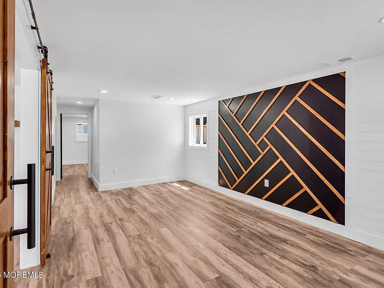 24 Woodlark Rd — Photo 11