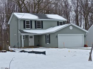 6549 Elmwood Dr, Mentor, OH 44060