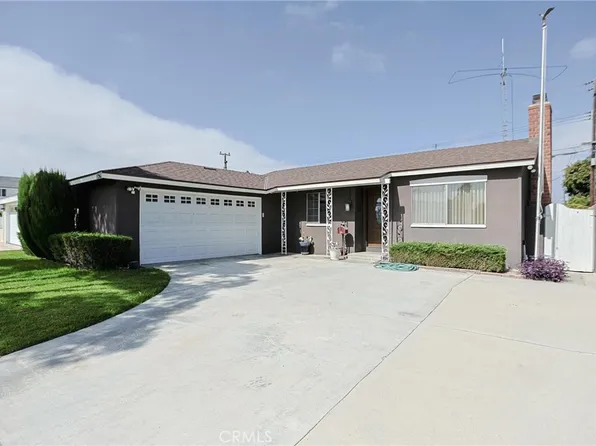 15261 Columbia Ln, Huntington Beach, CA 92647