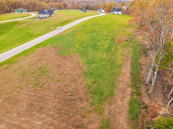 4th image of 38 Lakemere Rd