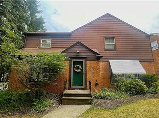 23703 E Baintree Rd, Beachwood, OH 44122