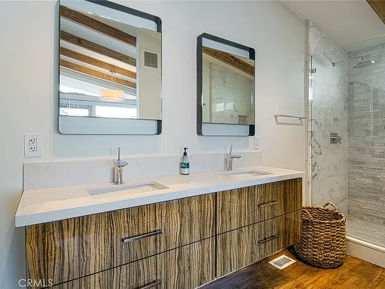 308 Poppy Ave — Photo 12