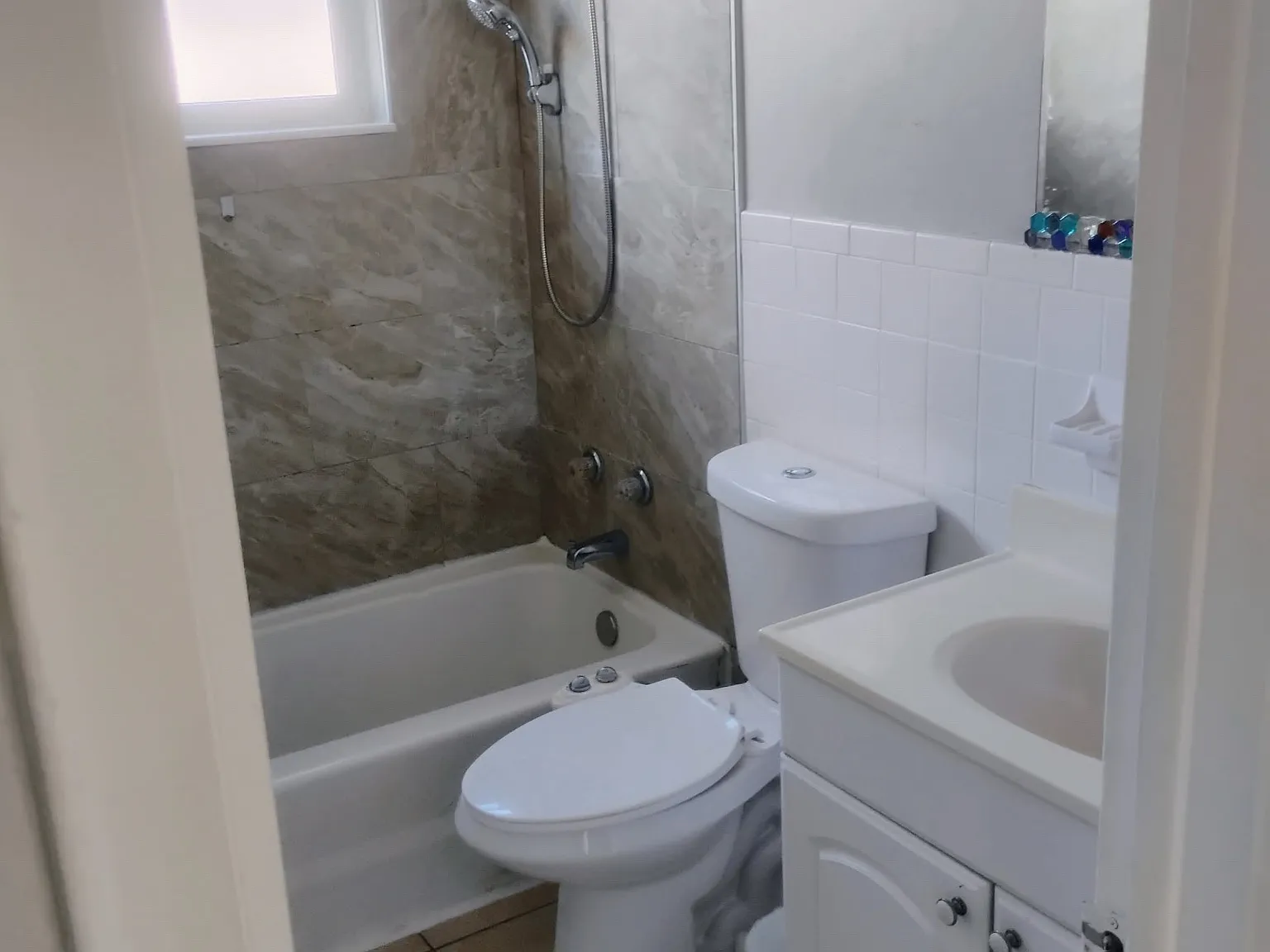 3 bed, 1280 sqft, $1,900 — Photo 3