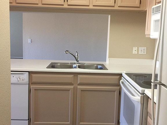 5th image of 16013 S Desert Foothills Pkwy APT 1031