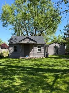 1095 Harding Dr, Flint, MI, 48507