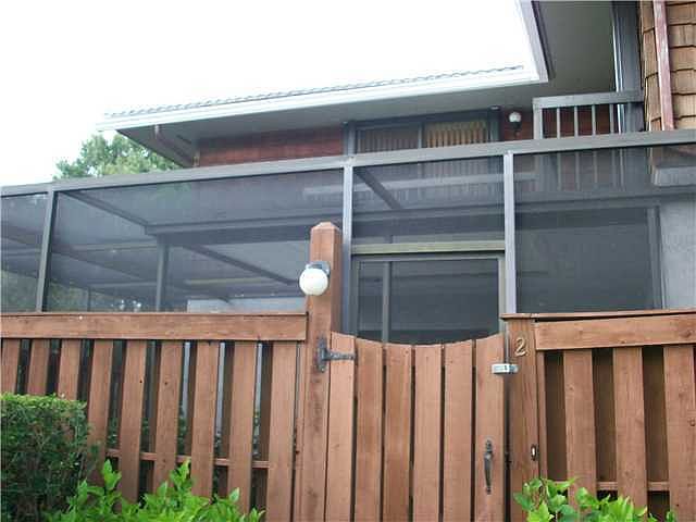 1st image of 2502 SE KING ARTHURS Court #B/SP