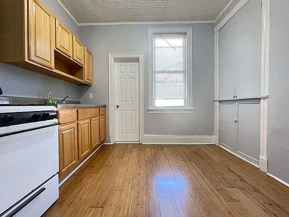 3rd image of 94 Fleet St #19E