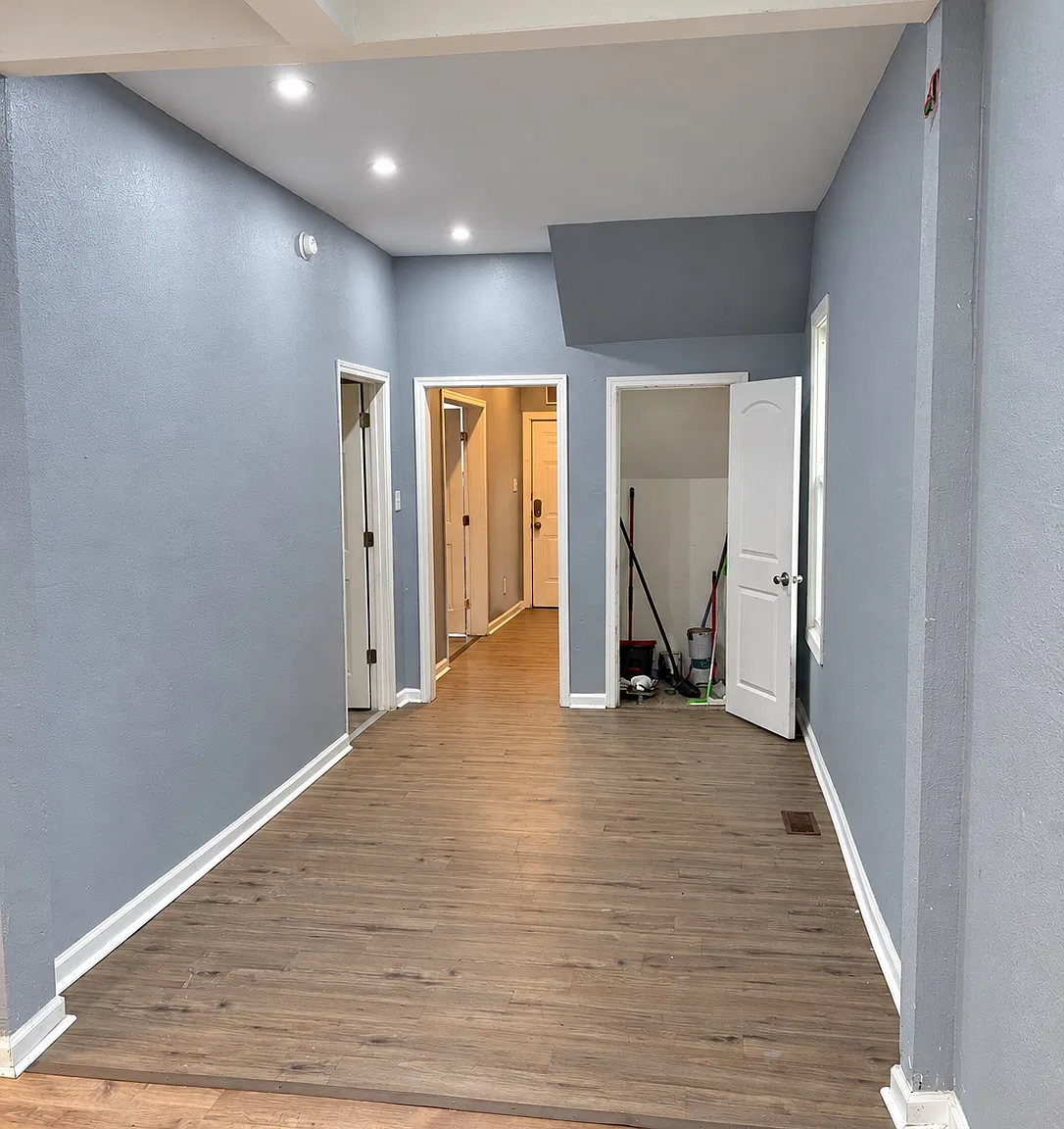 922 Holladay St — Photo 2