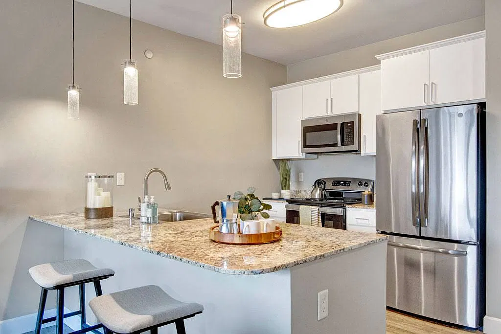 Gatsby Apartments — Photo 4