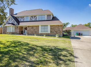 3008 N Pruett St, Baytown, TX 77521