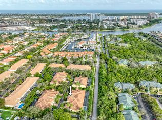 106 Renaissance Dr, North Palm Beach, FL 33410