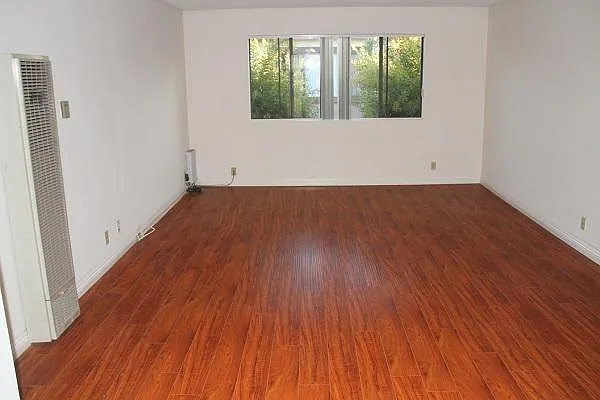 2 bed, 1100 sqft, $2,895 — Photo 4