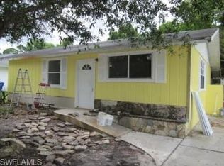 8422 Robin Rd, Fort Myers, FL 33967