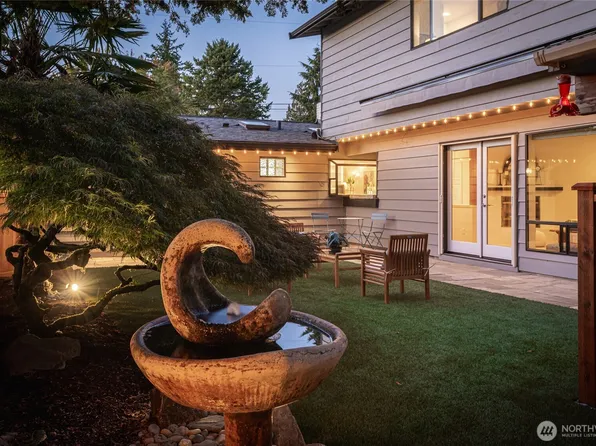 11627 NE 75th Street, Kirkland, WA 98033