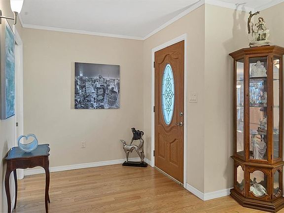 5th image of 3031 E Forest Lake Dr