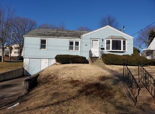 164 Peat Meadow Rd, New Haven, CT 06513