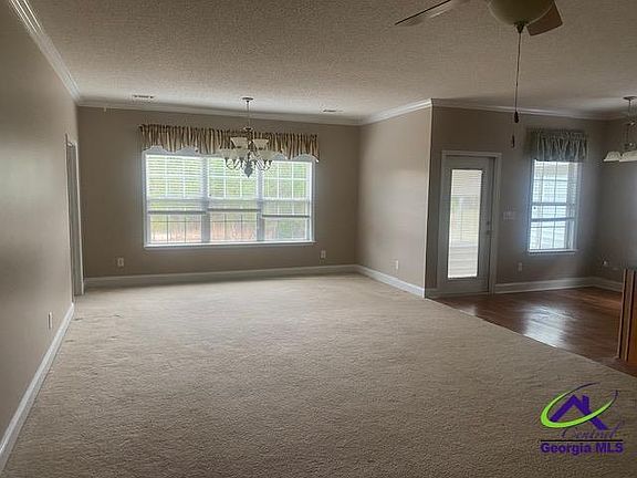 4th image of 107 Fairway Oaks Dr