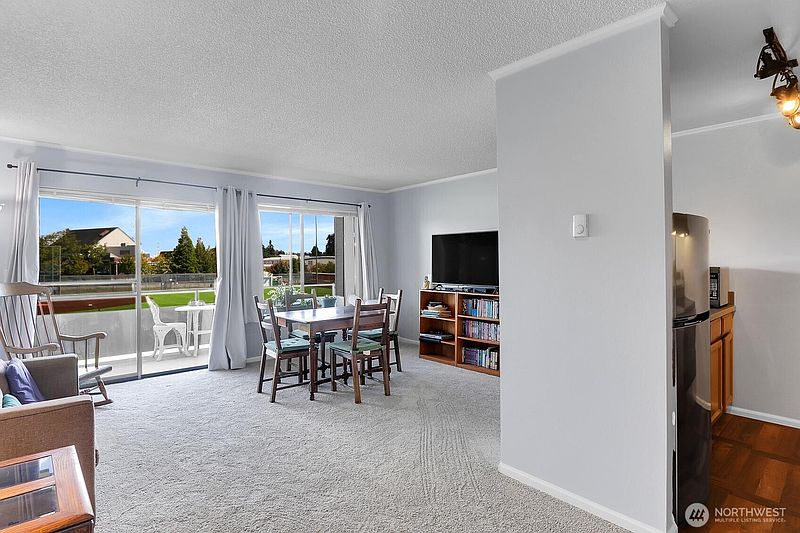 4th image of 7924 212th Street SW #211