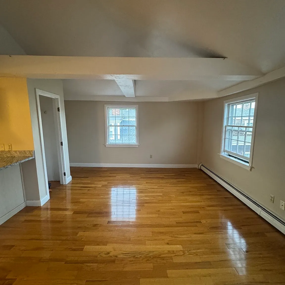 52 Washington St — Photo 3