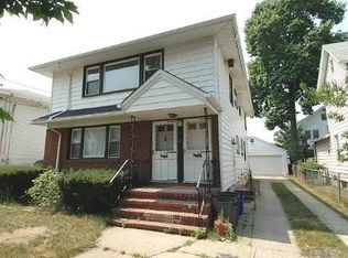 24 S Corona Ave, Valley Stream, NY 11580